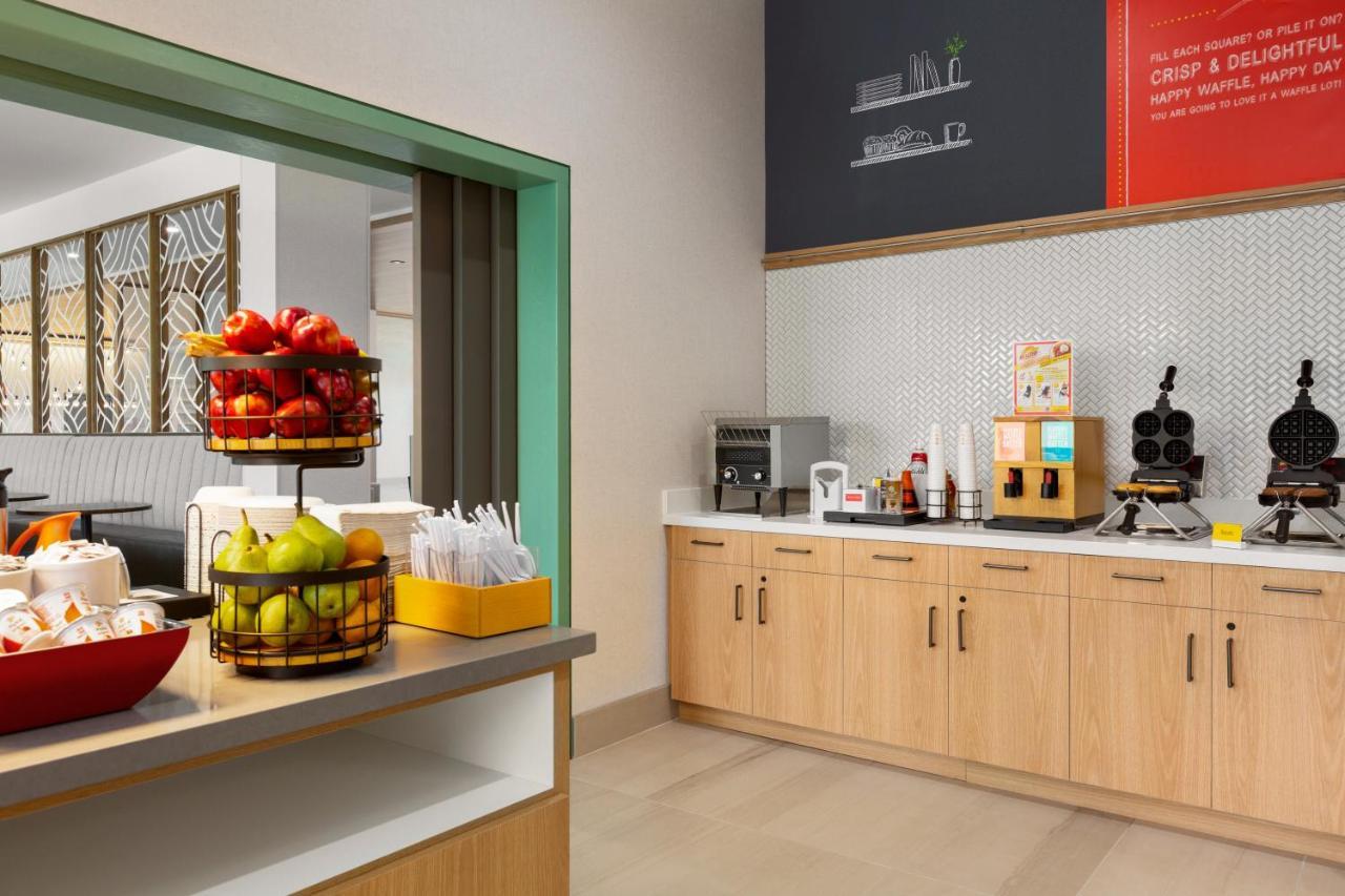 Hampton Inn & Suites San Mateo-San Francisco Airport Buitenkant foto